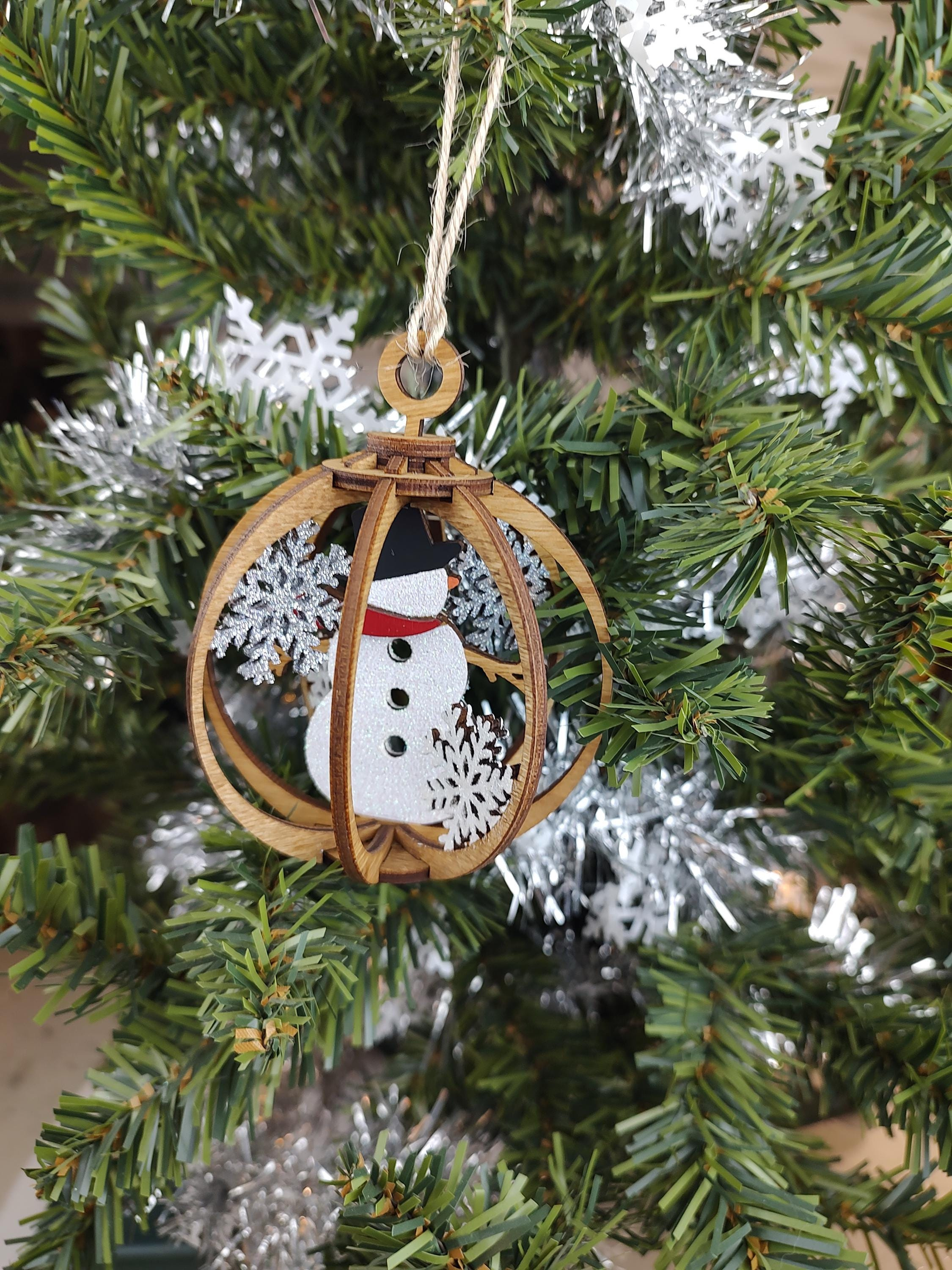 Beautiful Christmas Ornaments to Brighten Your Holiday Tree