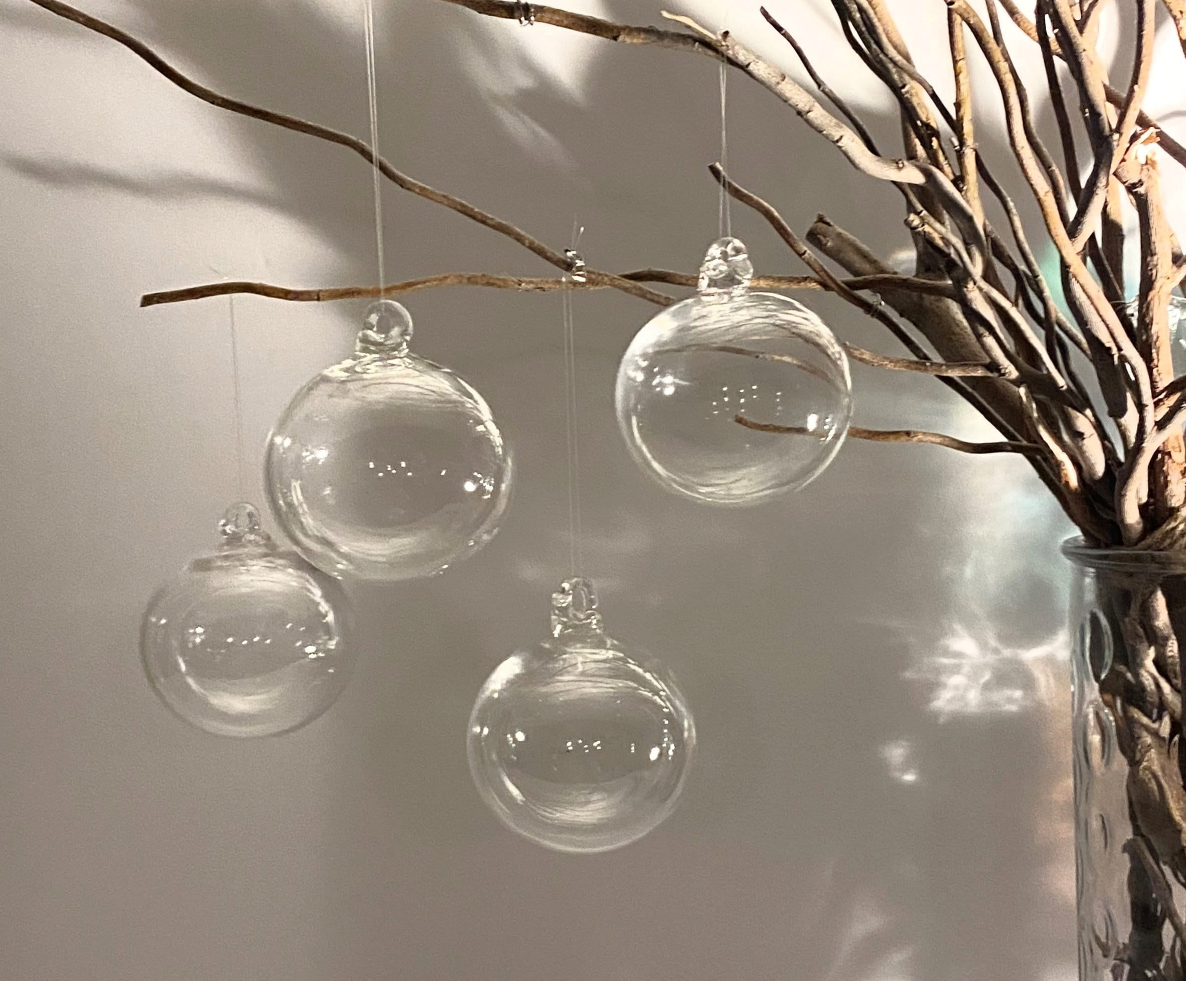 Clear Glass Ball Ornaments for DIY Painting & Holiday Tree Decoration Clear Glass Ball Ornaments for DIY Painting & Holiday Tree Decoration