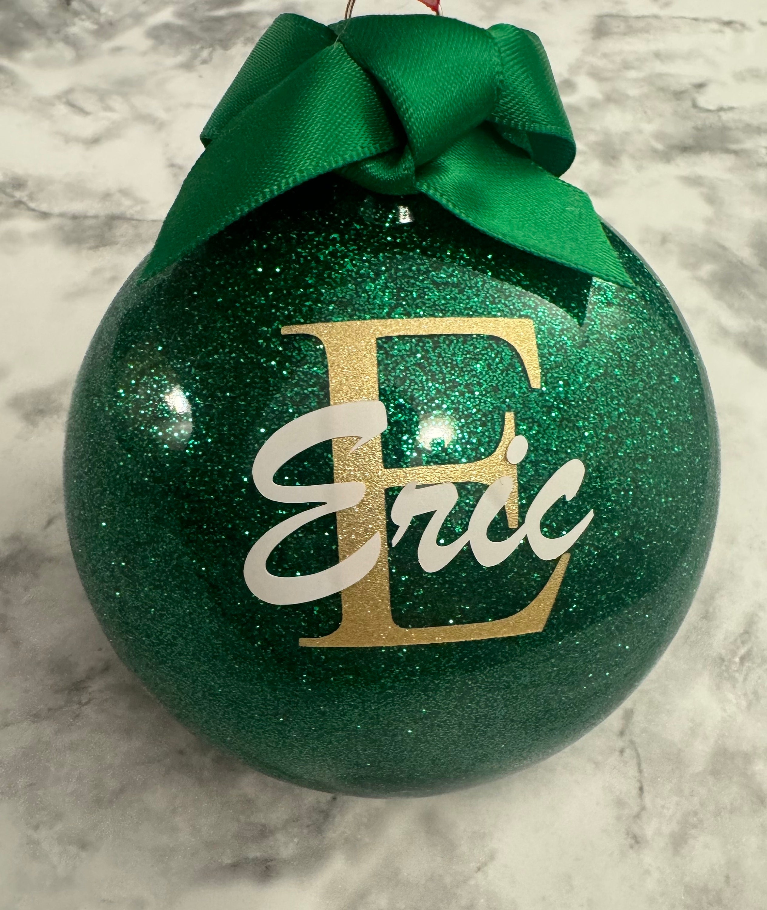 Personalized Custom Christmas Disc Ornaments with Family Name & Initial 2 - MeasureMason Personalized Custom Christmas Disc Ornaments with Family Name & Initial 2