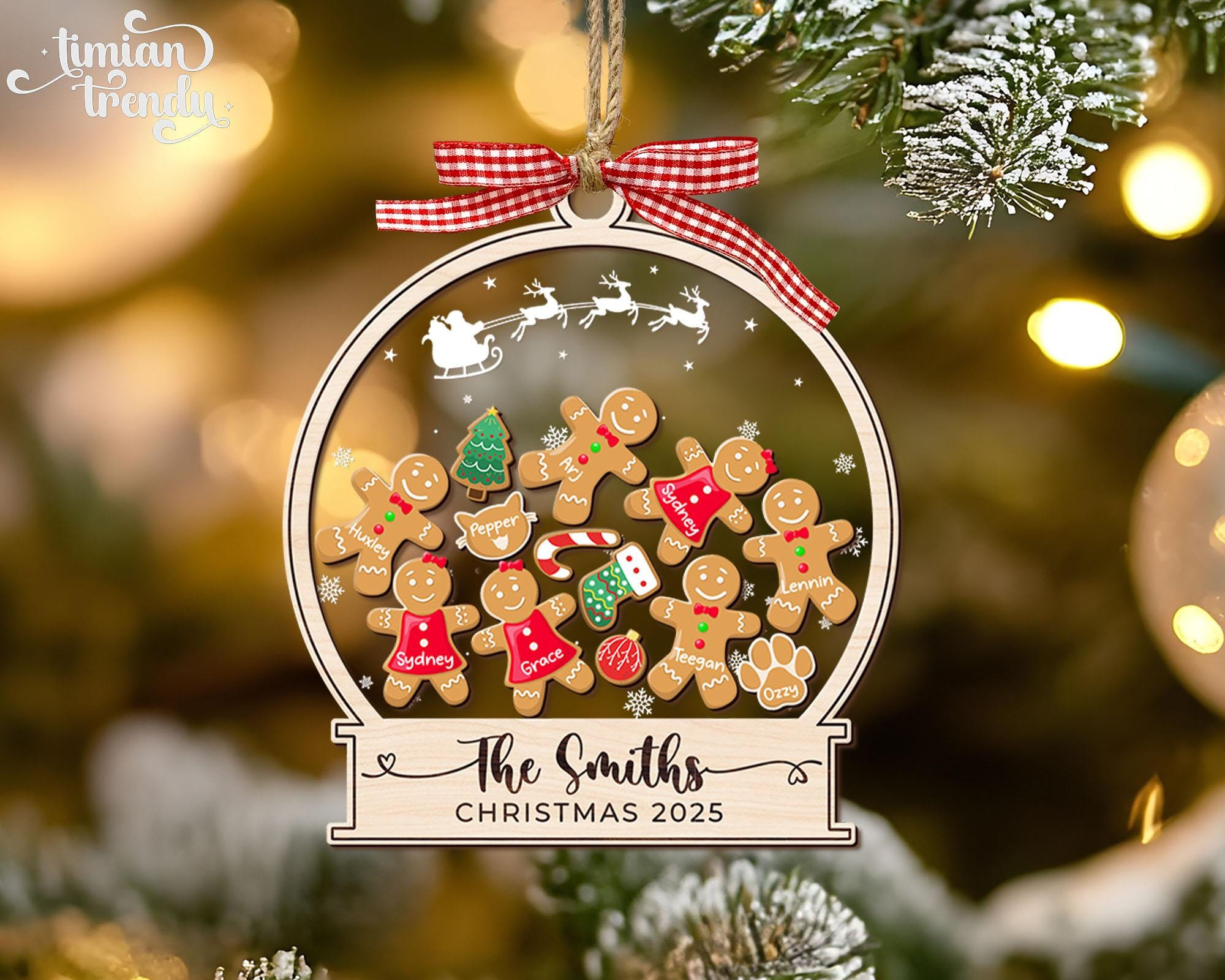 Personalized Family Gingerbread Ornament 2025, Custom Christmas Ornament With Pets, 4D Shaker Cookie Keepsake
