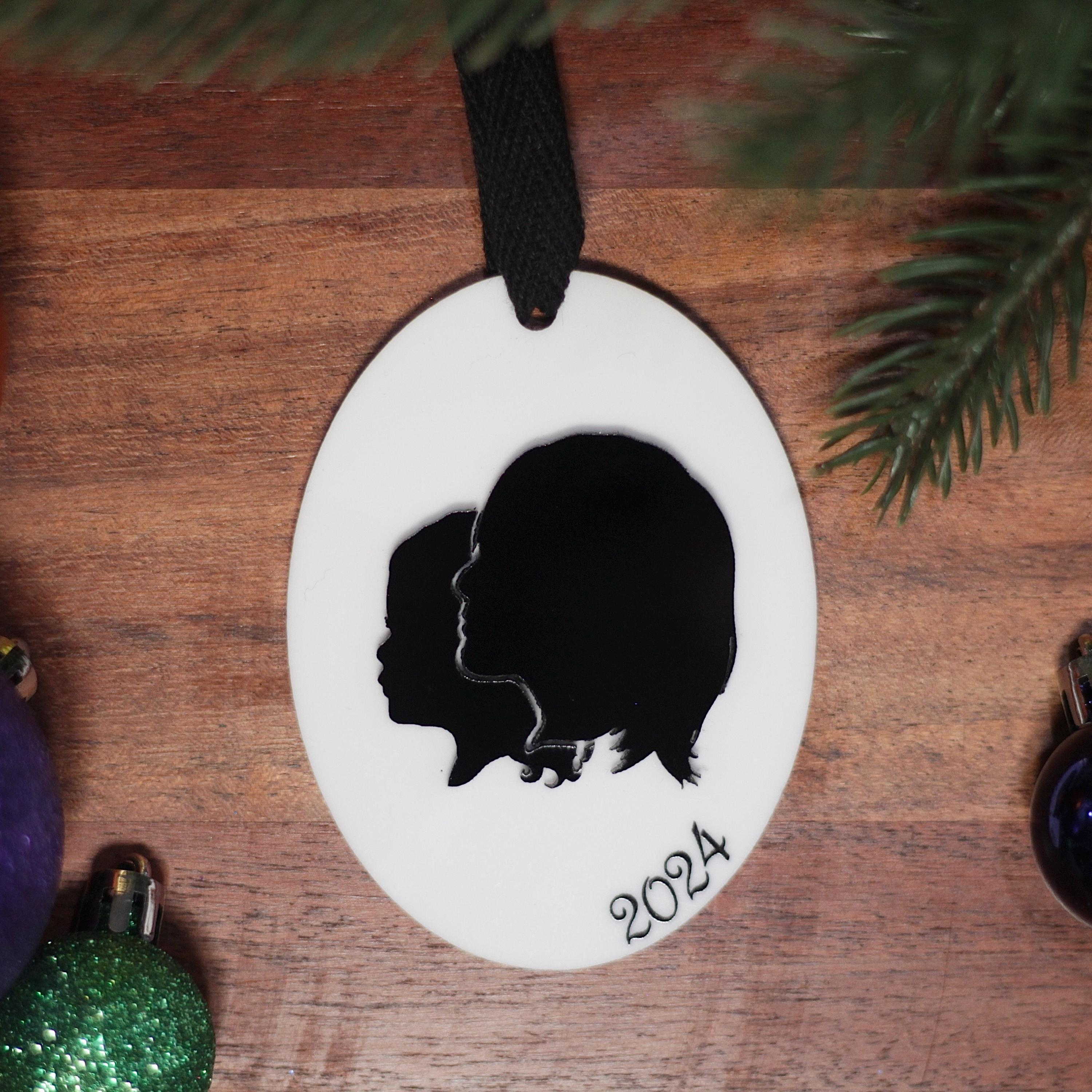Keepsake Silhouette Ornament – Personalized Hand-Drawn Acrylic Christmas Tree Decoration 3 - MeasureMason Keepsake Silhouette Ornament – Personalized Hand-Drawn Acrylic Christmas Tree Decoration 3