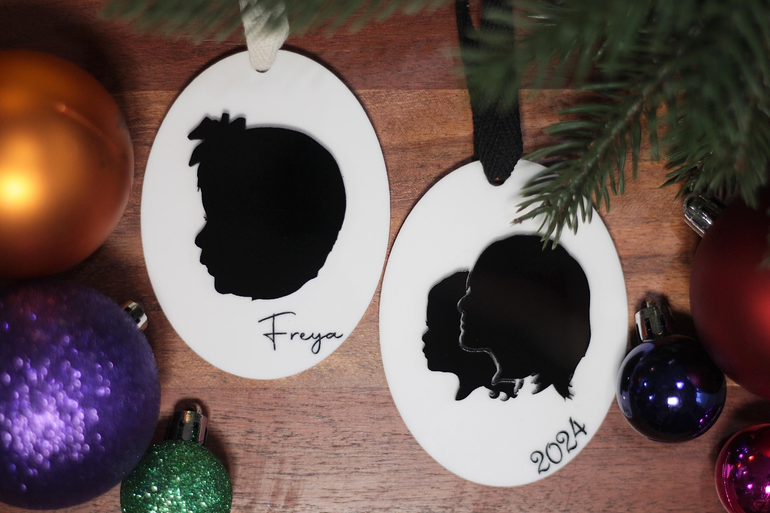 Keepsake Silhouette Ornament – Personalized Hand-Drawn Acrylic Christmas Tree Decoration