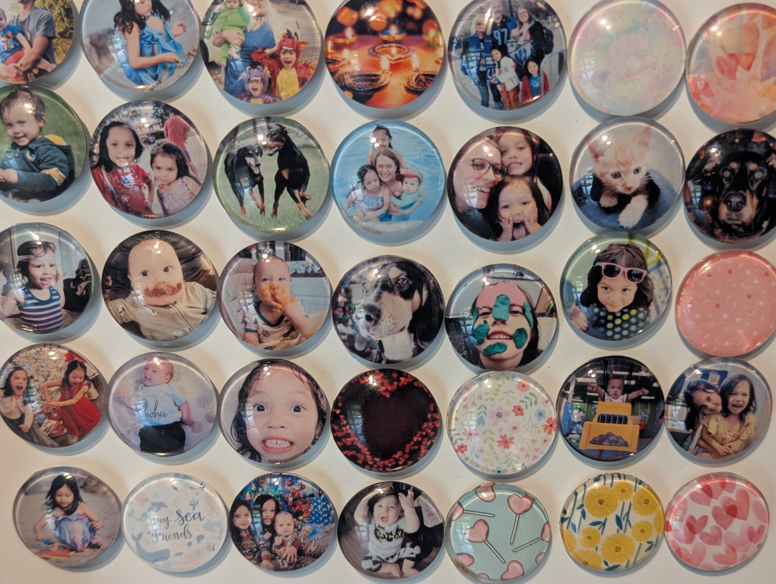 Custom Photo Magnets - 1 Inch Round Glass Cabochon Bubble Fridge Magnets Custom Photo Magnets - 1 Inch Round Glass Cabochon Bubble Fridge Magnets