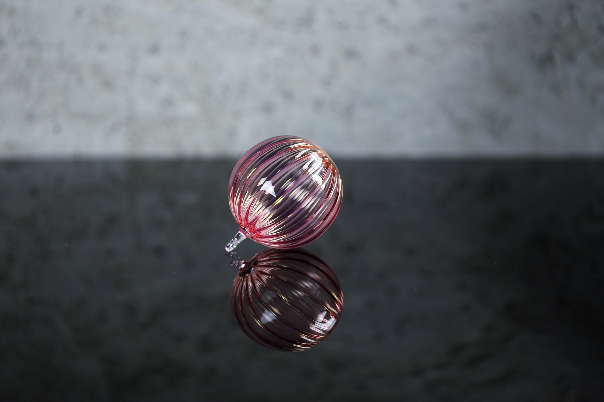 Hand Blown Glass Ornament - 24k Gold & Clear Borosilicate Bauble Christmas Decoration 3 - MeasureMason Hand Blown Glass Ornament - 24k Gold & Clear Borosilicate Bauble Christmas Decoration 3