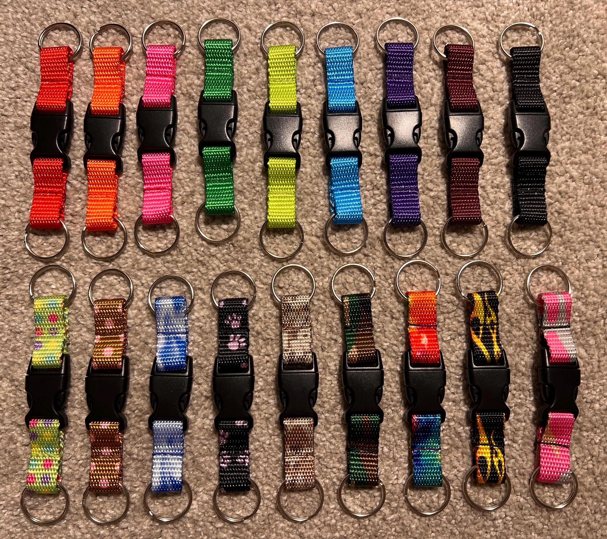 Double Header Quick Release Nylon Webbing Keychain – 2-in-1 Key Ring with Push-Release Center Buckle Double Header Quick Release Nylon Webbing Keychain – 2-in-1 Key Ring with Push-Release Center Buckle