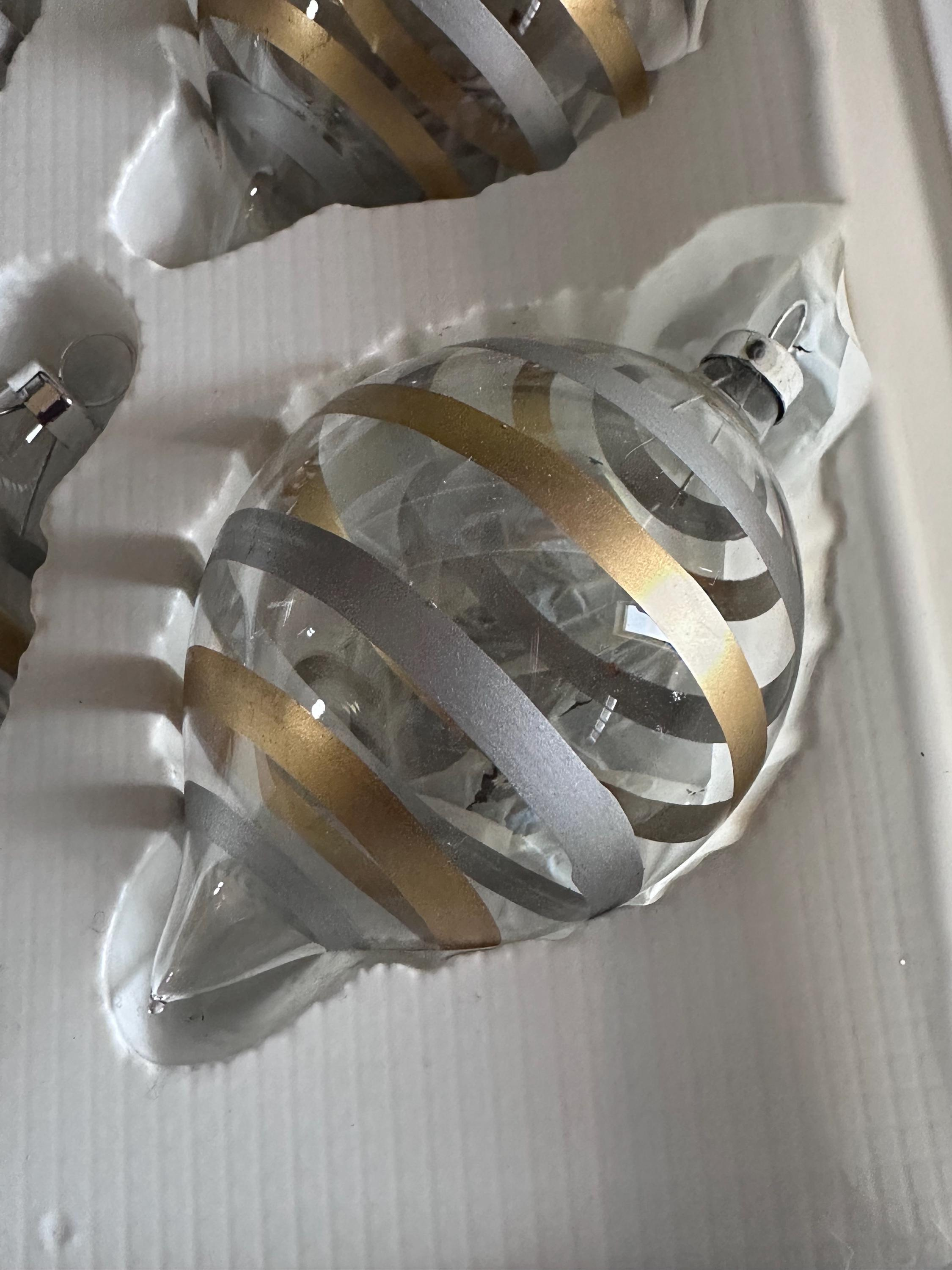 Vintage Clear Blown Glass Christmas Ornaments with Gold and Silver Stripes, Round Pointy Finial, Set of 4 1 - MeasureMason Vintage Clear Blown Glass Christmas Ornaments with Gold and Silver Stripes, Round Pointy Finial, Set of 4 1