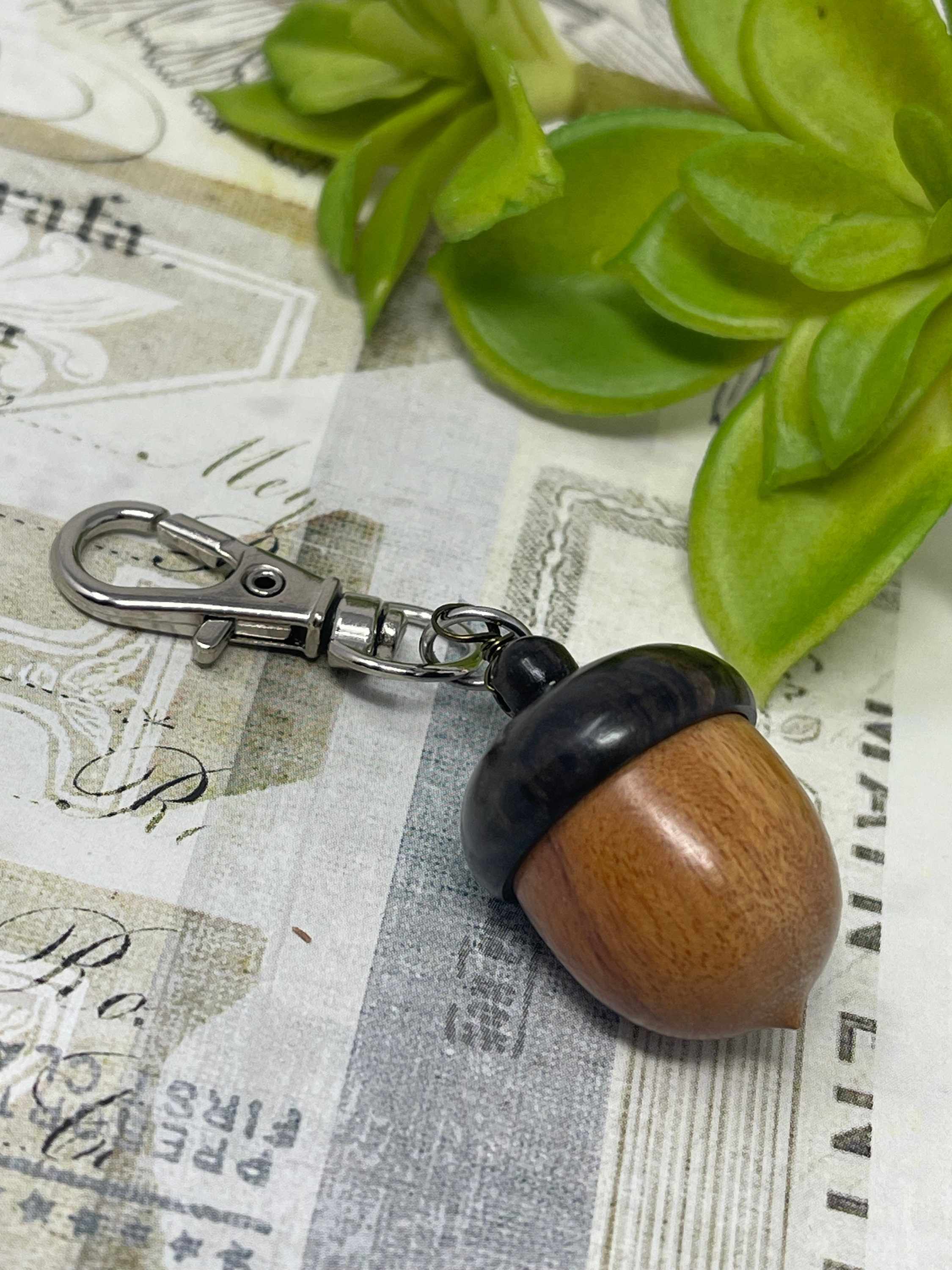 1 Wooden Ebony Acorn Keepsake Clip Key Chain Wish Box Locket Zipper Pull 1 Wooden Ebony Acorn Keepsake Clip Key Chain Wish Box Locket Zipper Pull