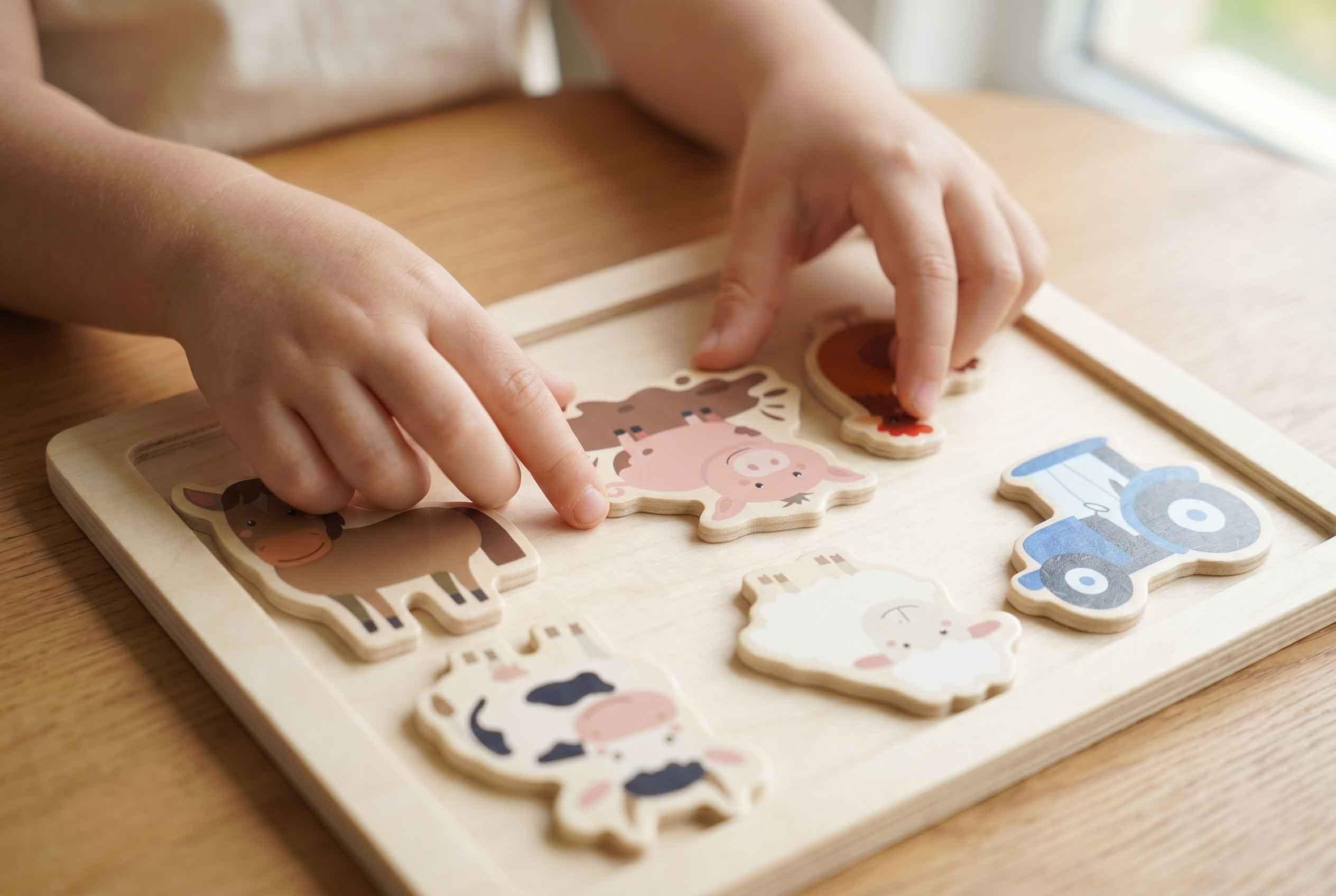 20-Piece Wooden Farm Animal Fridge Magnet Set for Kids & Home Decor 4 - MeasureMason 20-Piece Wooden Farm Animal Fridge Magnet Set for Kids & Home Decor 4