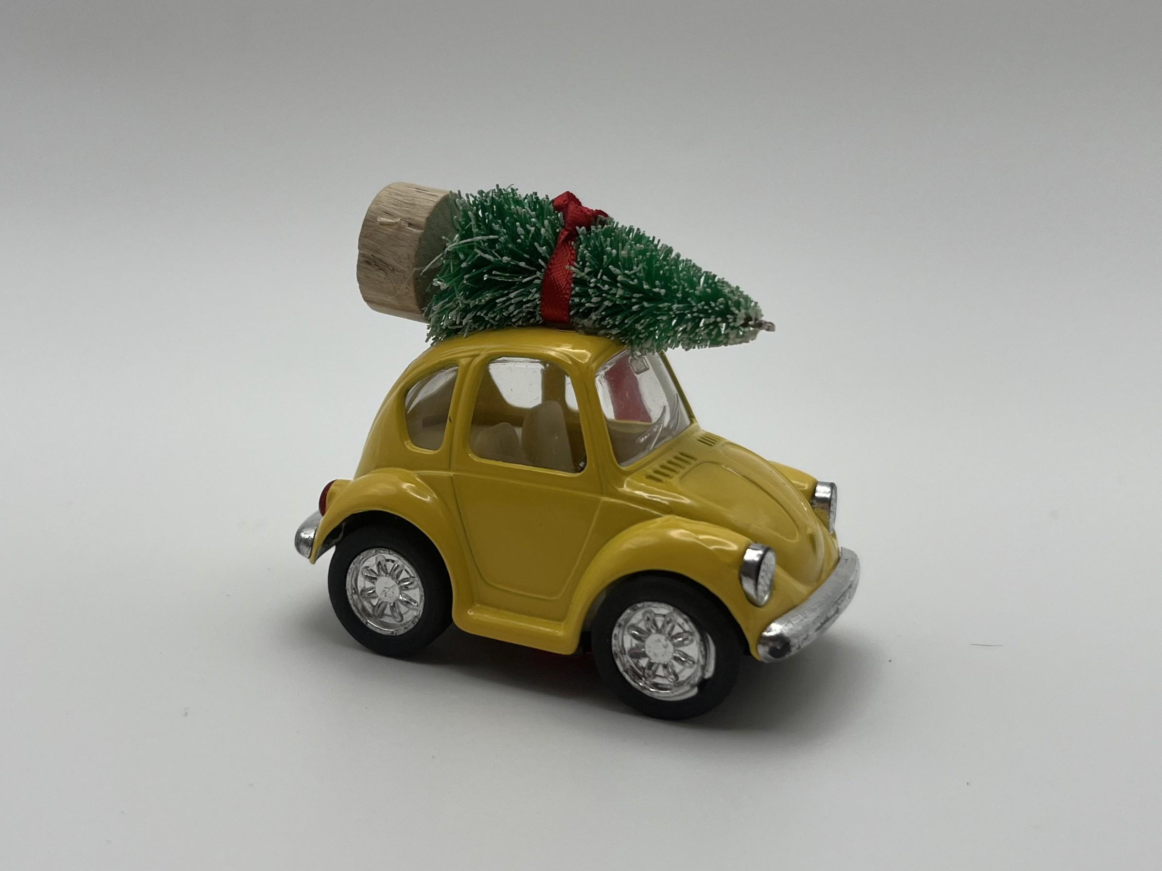 Retro Car Christmas Ornament with Tree – Kintoy Pull Back Die-Cast Tree Decoration 3 - MeasureMason Retro Car Christmas Ornament with Tree – Kintoy Pull Back Die-Cast Tree Decoration 3
