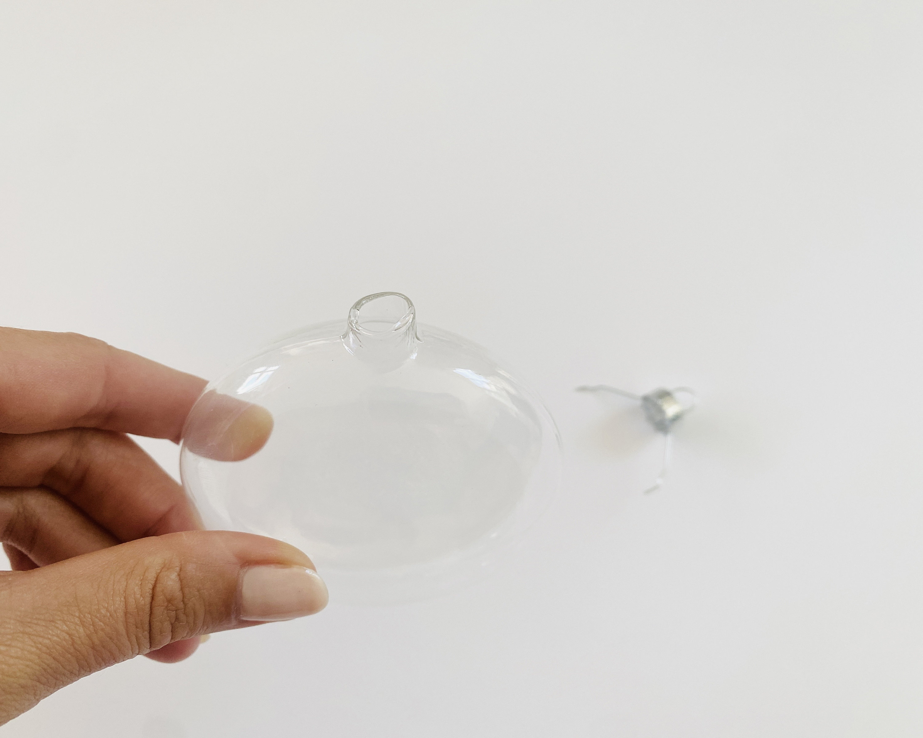 Clear Glass Disc Blanks for Crafting & DIY Projects - Pack of 20 4 - MeasureMason Clear Glass Disc Blanks for Crafting & DIY Projects - Pack of 20 4