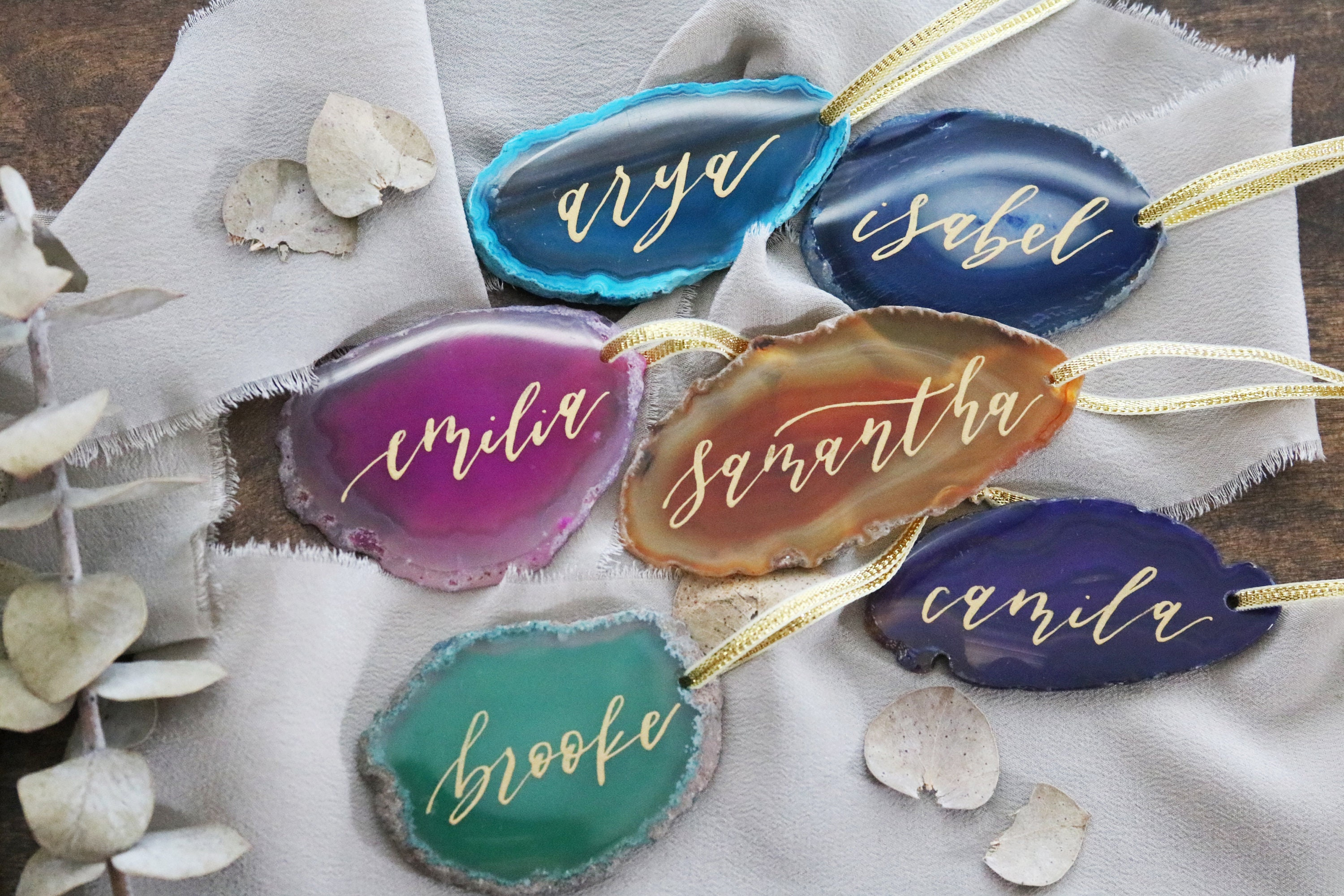 Personalized Agate Slice Christmas Ornament – Custom Calligraphy Name with Holiday Ribbon 3 - MeasureMason Personalized Agate Slice Christmas Ornament – Custom Calligraphy Name with Holiday Ribbon 3