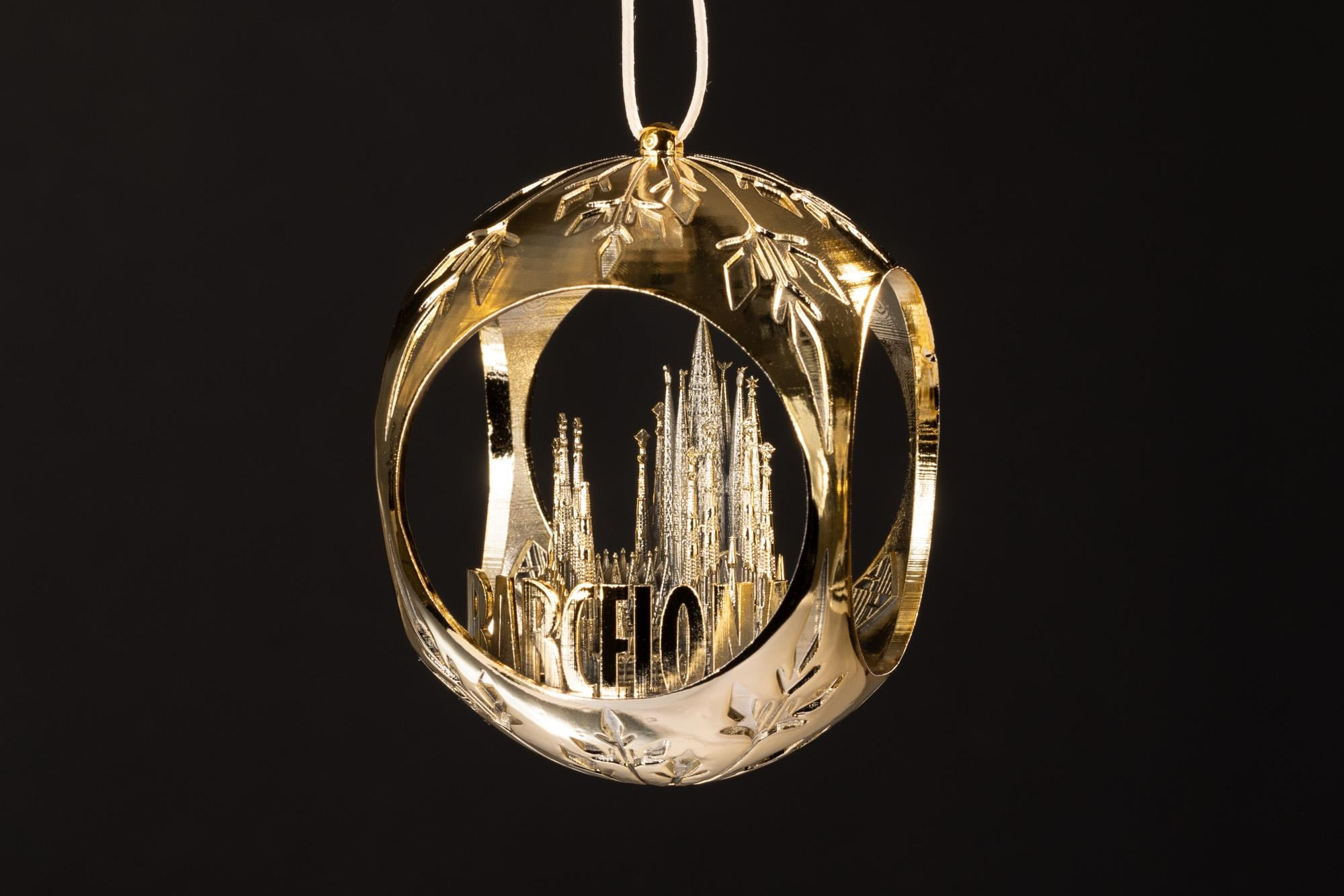 Handmade 3D Printed Christmas Bauble with Barcelona Skyline, 6.5cm Gold Ornament