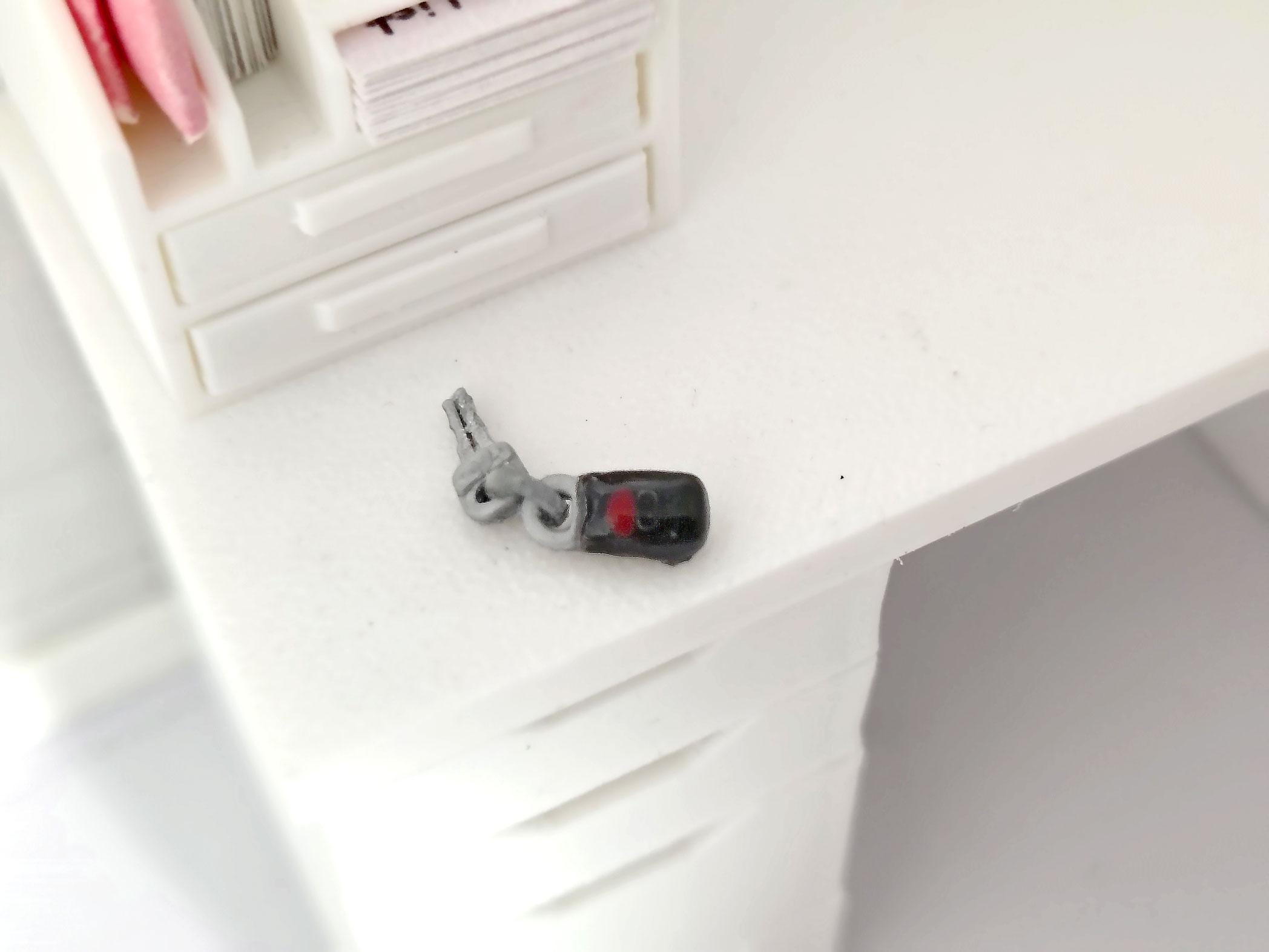 1:12 Scale Miniature Car Key Fob Keychain, Tiny Vehicle Remote Dollhouse Prop, Pocket Dump Auto Key Diorama Accessory 1