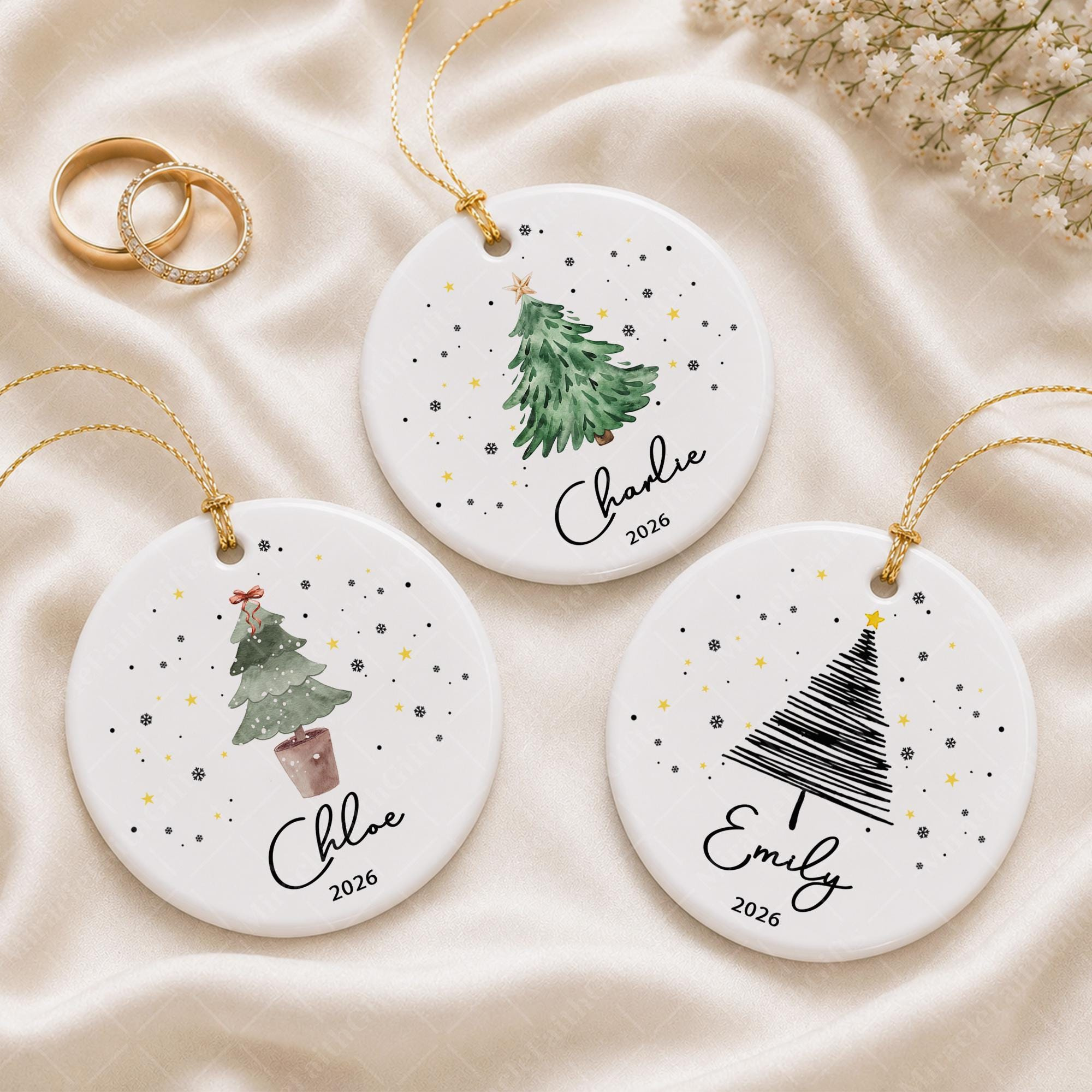 Personalized Kid Name Christmas Ornament, Custom Baby First Christmas Ceramic Circle Keepsake for Tree