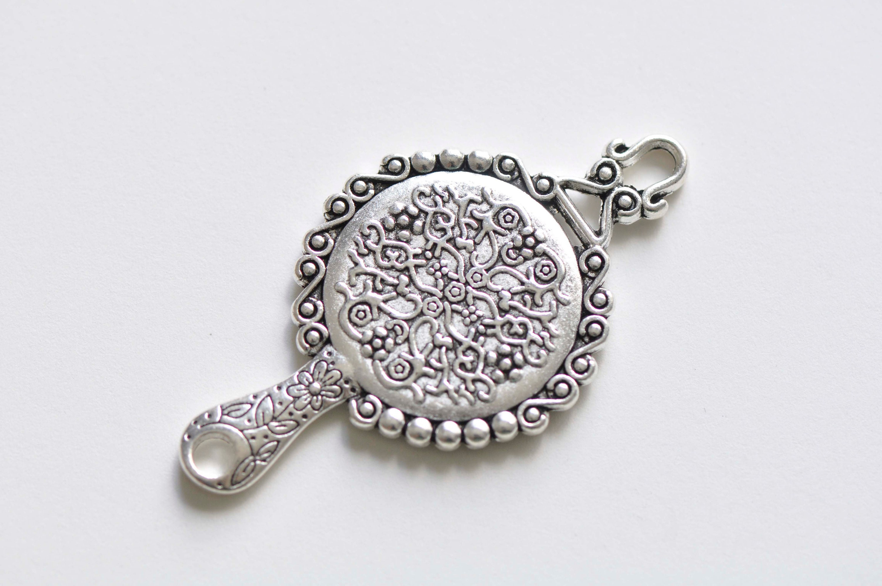2 Pack Antique Silver Small Hand Mirror Pendant with Double-Sided Real Glass Mirror, 31.5x58mm Jewelry Finding 1 - MeasureMason 2 Pack Antique Silver Small Hand Mirror Pendant with Double-Sided Real Glass Mirror, 31.5x58mm Jewelry Finding 1