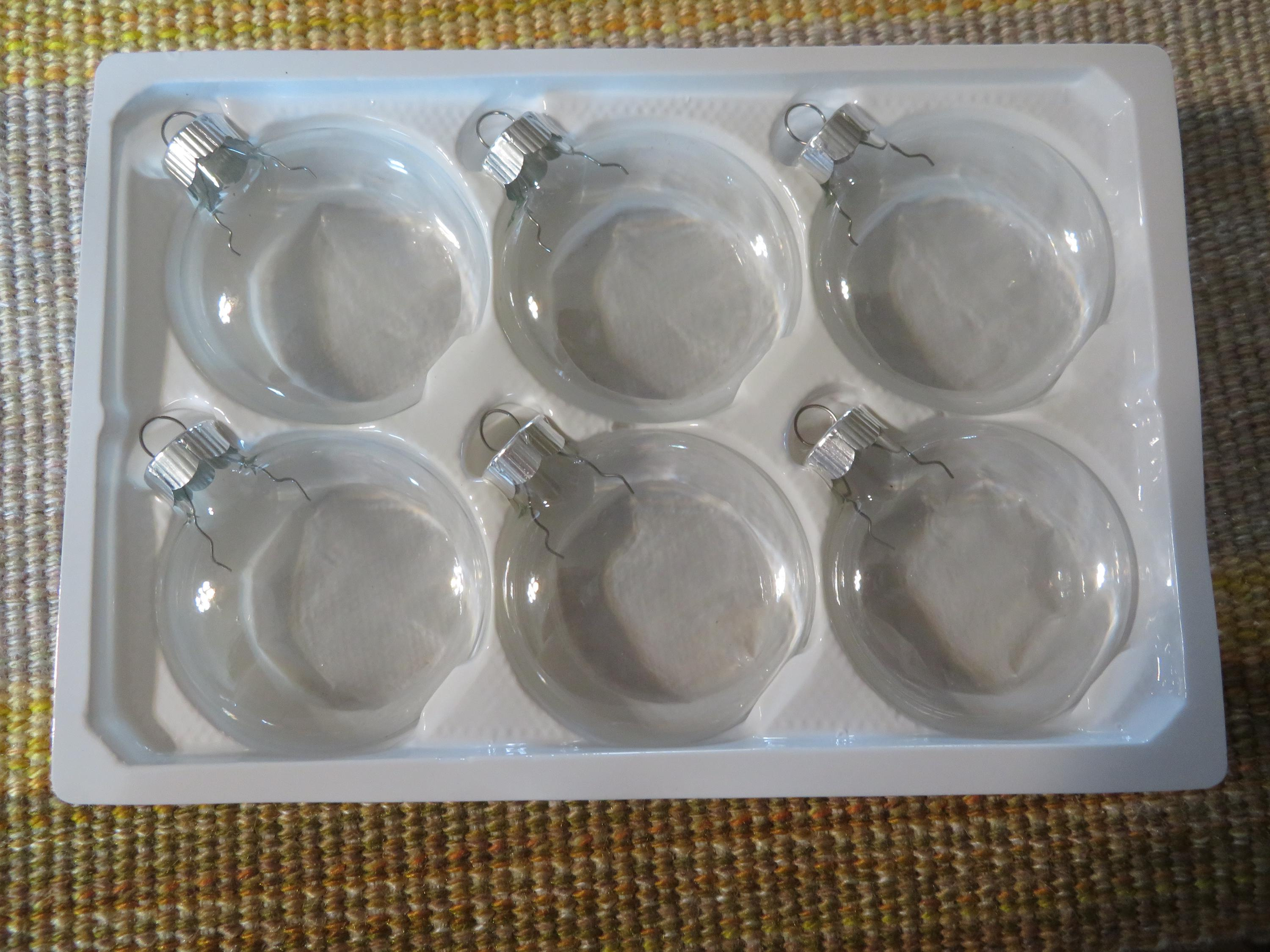 Clear Glass Disc Ornaments 2.6 Inch Flat Round Blanks for DIY Christmas Decorating, 6 Pack 1 - MeasureMason Clear Glass Disc Ornaments 2.6 Inch Flat Round Blanks for DIY Christmas Decorating, 6 Pack 1