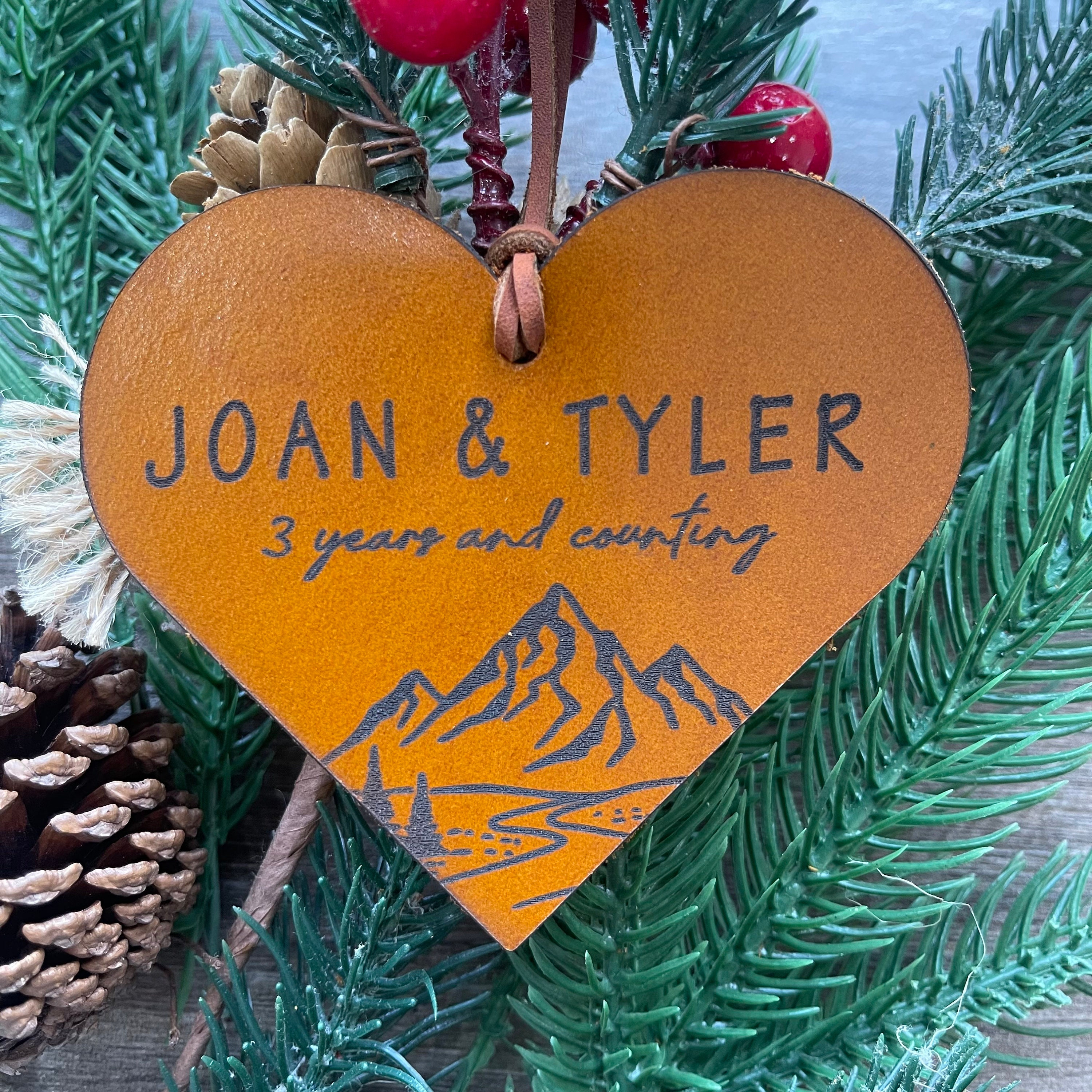 Personalized 3rd Anniversary Ornament - Leather Heart Christmas Keepsake - Couple Wedding Gift Personalized 3rd Anniversary Ornament - Leather Heart Christmas Keepsake - Couple Wedding Gift